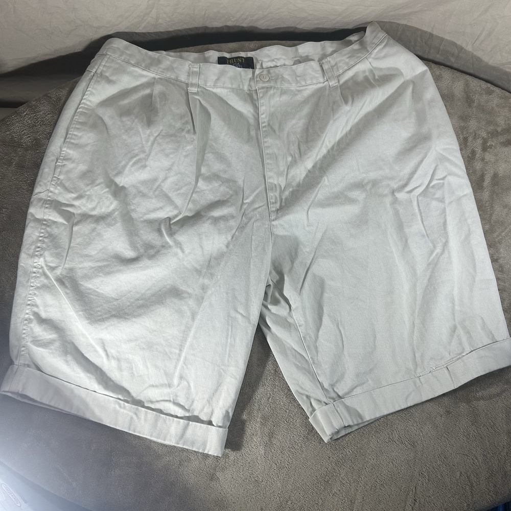 Trust USA Sports Men's‎ Shorts Size 42 Khaki Pleated Cuffed 100% Cotton